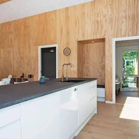 10 Person Holiday Home In Glesborg-By Traum * Glesborg